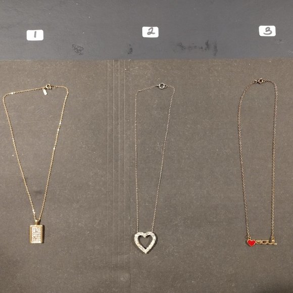 Women’s Fashion / Costume Jewelry Lot (#53) - Picture 3 of 5